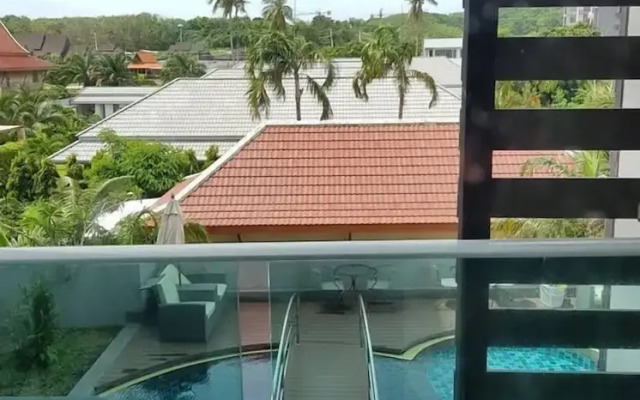 Modern Condo Nai Harn Beach
