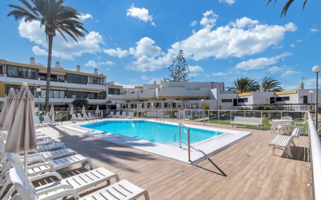 Home2Book The Place to be San Agustín, Pool