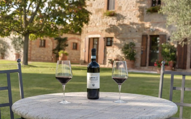 Splendid Luxury Villa Between Montepulciano and Pienza-dionora