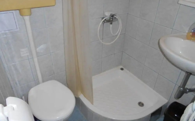 Naki - Terrace & Free Parking - A2