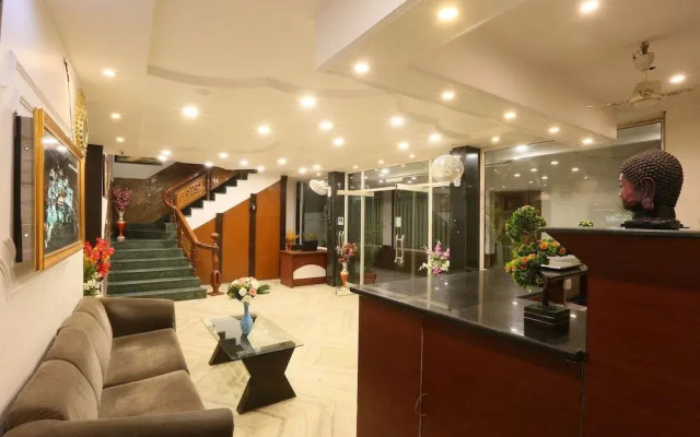 Shalimar Lodge, "700 meter from Katra Bus Stand"