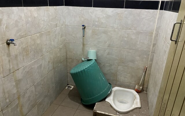 OYO Life 93407 Kos Sweta