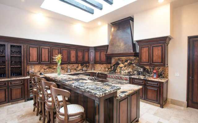 Condo DRC310 by Diamante