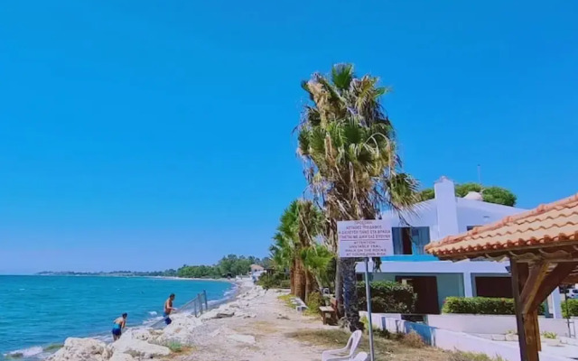 52 MEN - Sea Gem Apartment