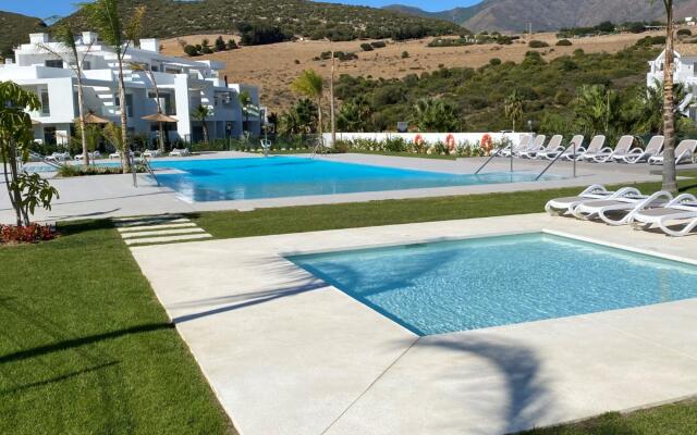 Al-401 Apartment in Alcazaba Lagoon