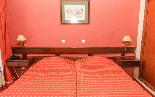 Hotel Colina Dos Mouros