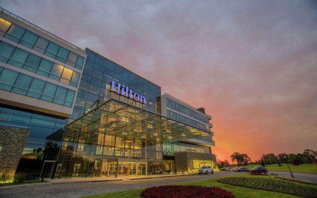 Hilton Pilar