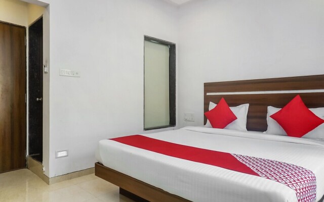 OYO Flagship 26583 Hotel Kohinoor Plaza