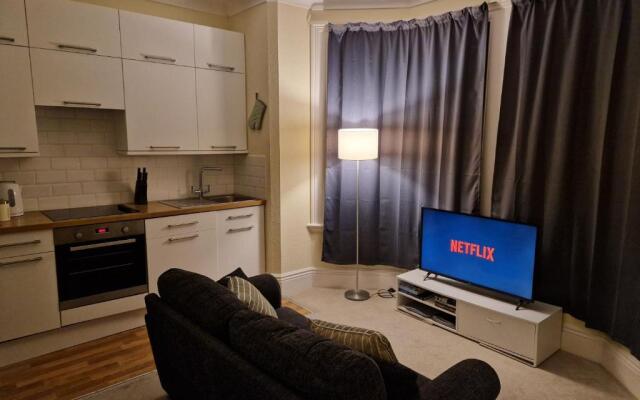 Lovely One Bed Apartment in Guildford