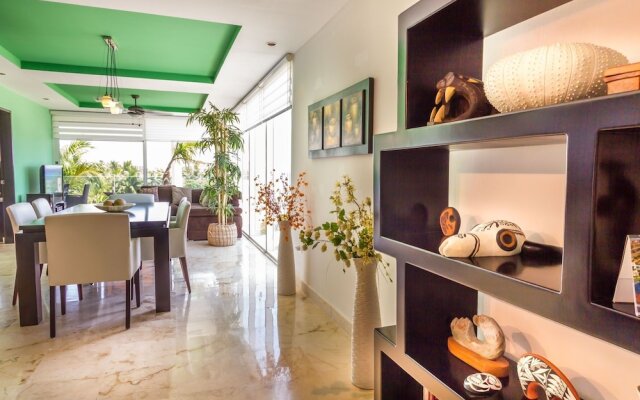 Elements Penthouse 1 2 Bedroom Condo by RedAwning