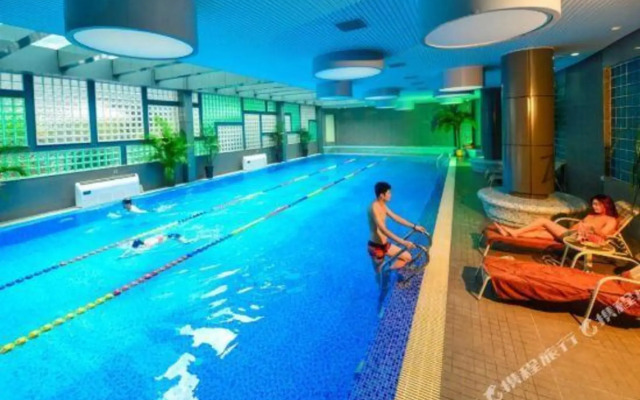 Five Star Holiday Hotel
