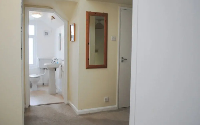 7 Glenthorne House