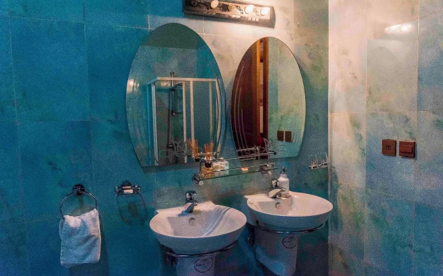 Khana Khazana Boutique Hotel
