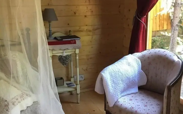 La cabane Romantique et sa balneotherapie