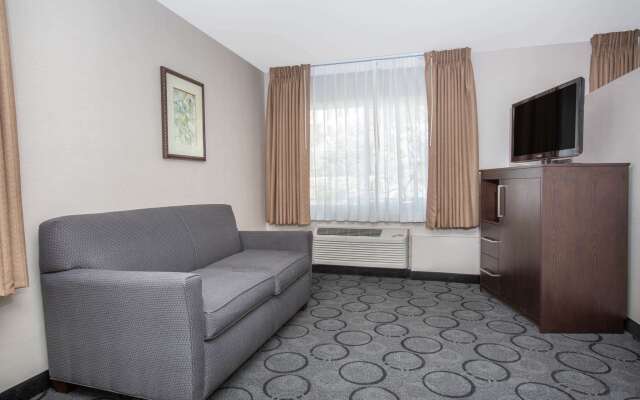 Baymont by Wyndham San Diego Downtown
