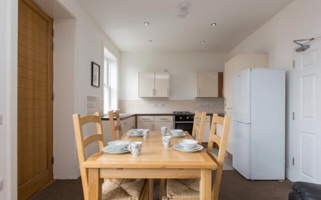 Townhouse @ Balfour St