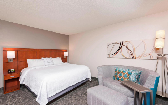 Courtyard Louisville Downtown