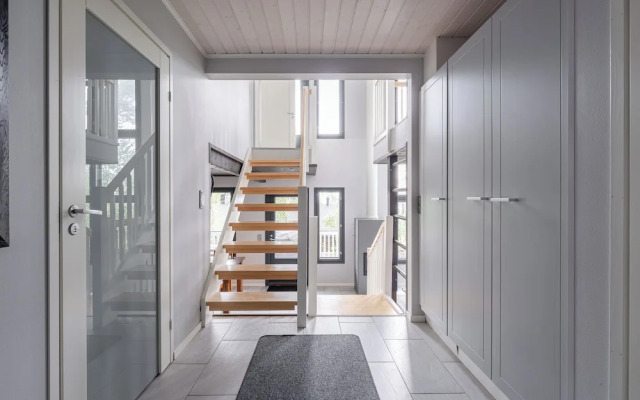 Peaceful 2BR Getaway Cabin at Riihivuori