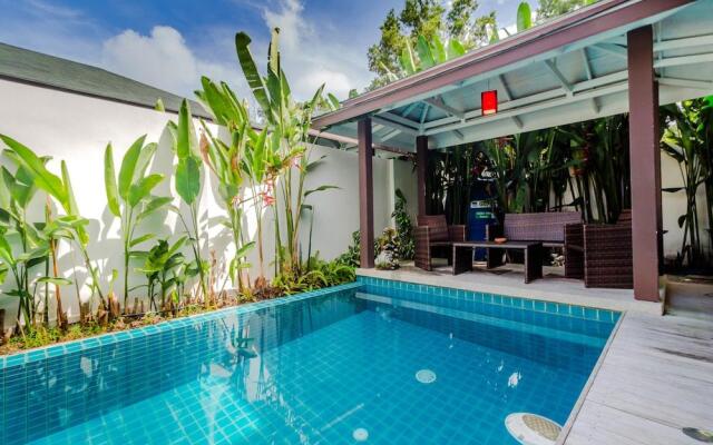 Tropical Pool Villas near Phuket Zoo