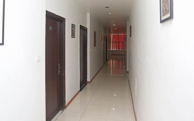 OYO 947 Hotel Palazzo Di Lara