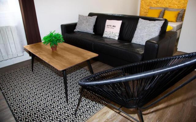 Les Lofts De Provins: Apt 4