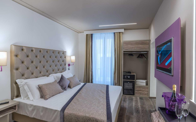 Colonna Suite del Corso