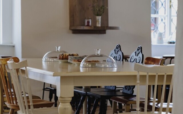 Monastery Garden Bistro & Rooms