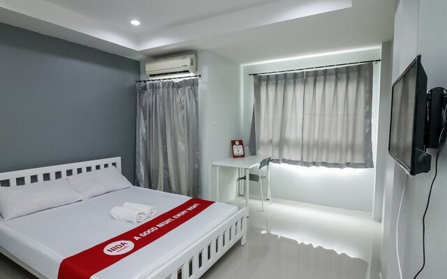 奈达素坤逸班纳客房酒店(Nida Rooms Sukhumvit 20 Bangna)
