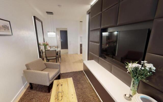 White Pearl Apartment 0.10