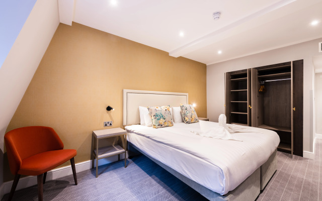 Byron Hotel London