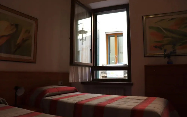 Bnb Pizzeria 128 a Serravalle Tv