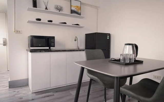 Atlantis Apartment Nguyen Thai Hoc