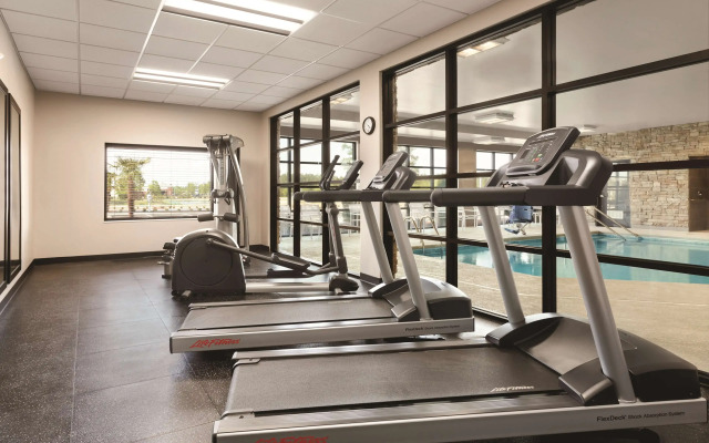 Country Inn & Suites by Radisson, Stockton, IL