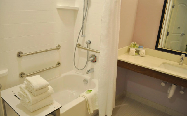 Holiday Inn Express & Suites Price by IHG