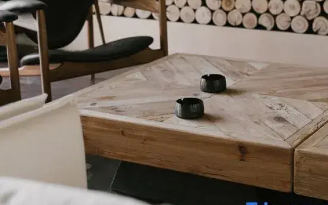 Rareyard  Liushigang