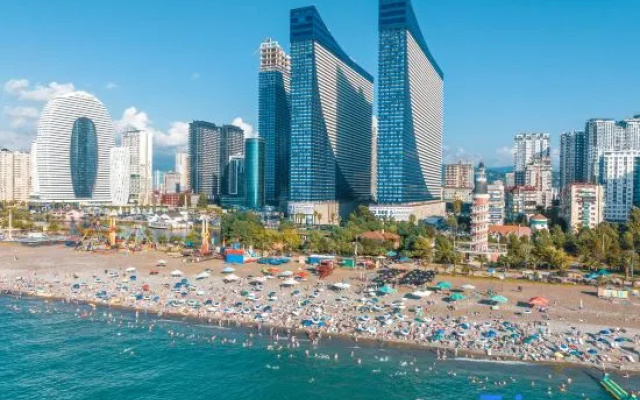 Sea View Apartment, 1st Line