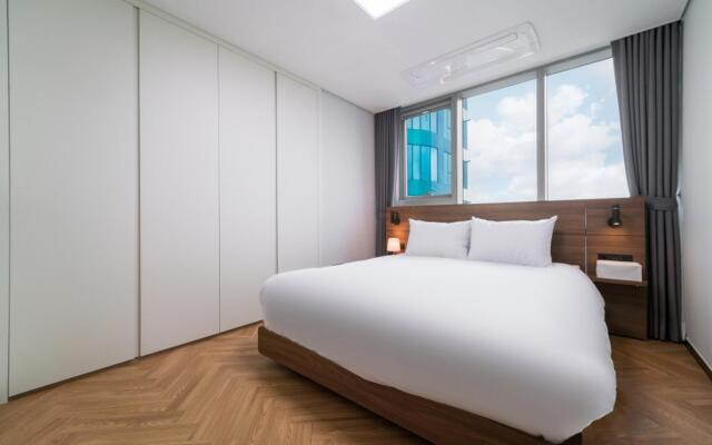 Executive Suite Apartment