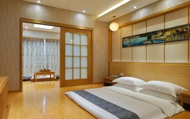 Shuiyue Qinghua New Concept Hotel