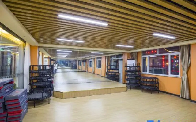 Pingluo Subo Hotel Chain