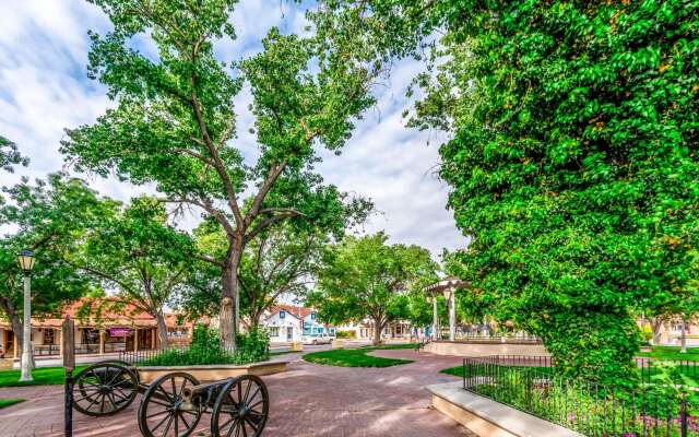 Super 8 by Wyndham Albuquerque West/Coors Blvd