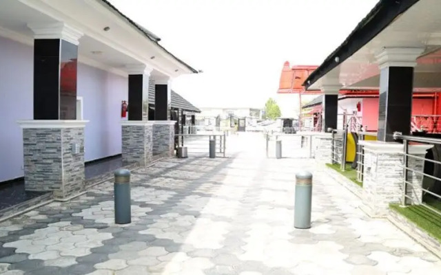 Transtell Suites & Apartments