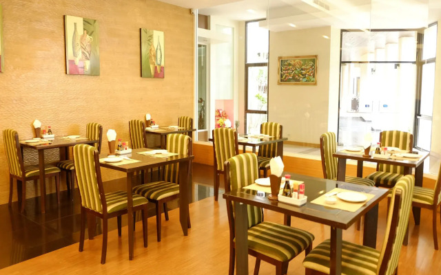 Grand Garden Hotel & Residence