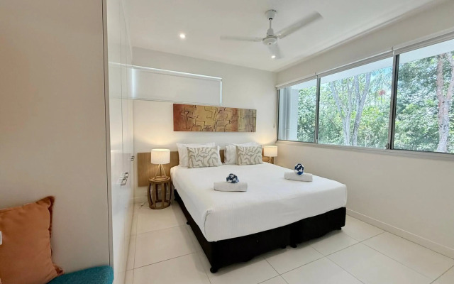 Pool Port Douglas