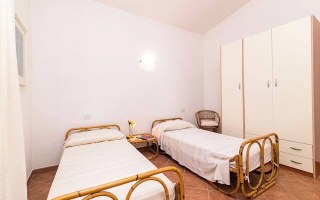 Appartamento Est With Shared Pool