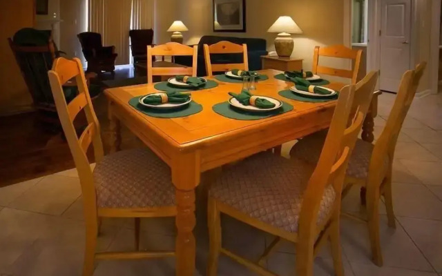 Whispering Pines 433