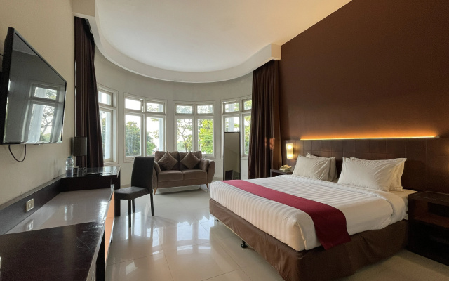 Sisingamangaraja Guest House Semarang – Guest Rooms – Semarang