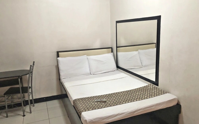 Cosmo Hotel Espana Near Ust