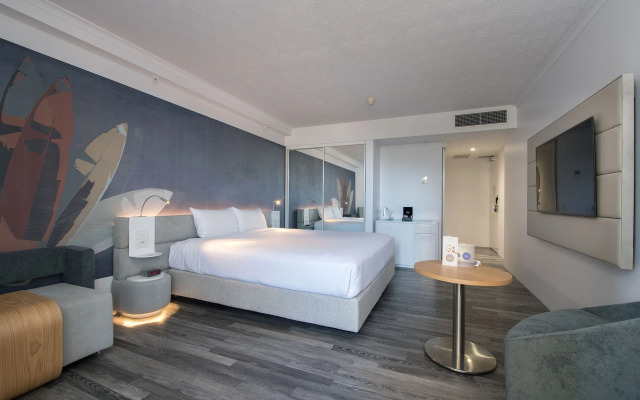 Novotel Surfers Paradise