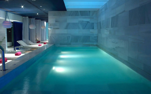 Hospes Palacio de los Patos, a Member of Design Hotels