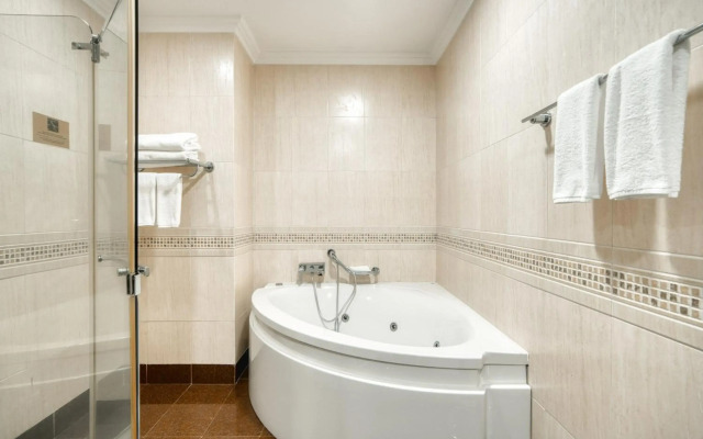 Kibo Palace Hotel Arusha